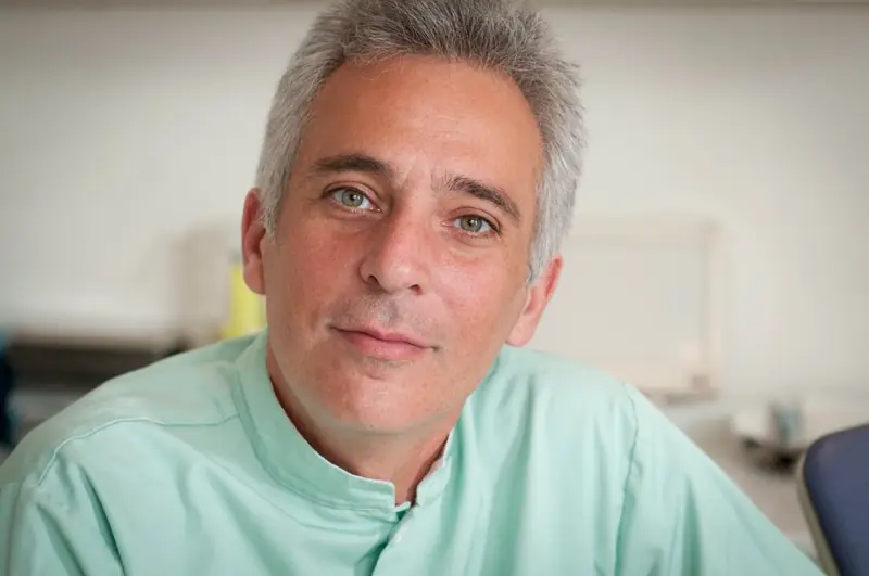 Dr Richard Dahan